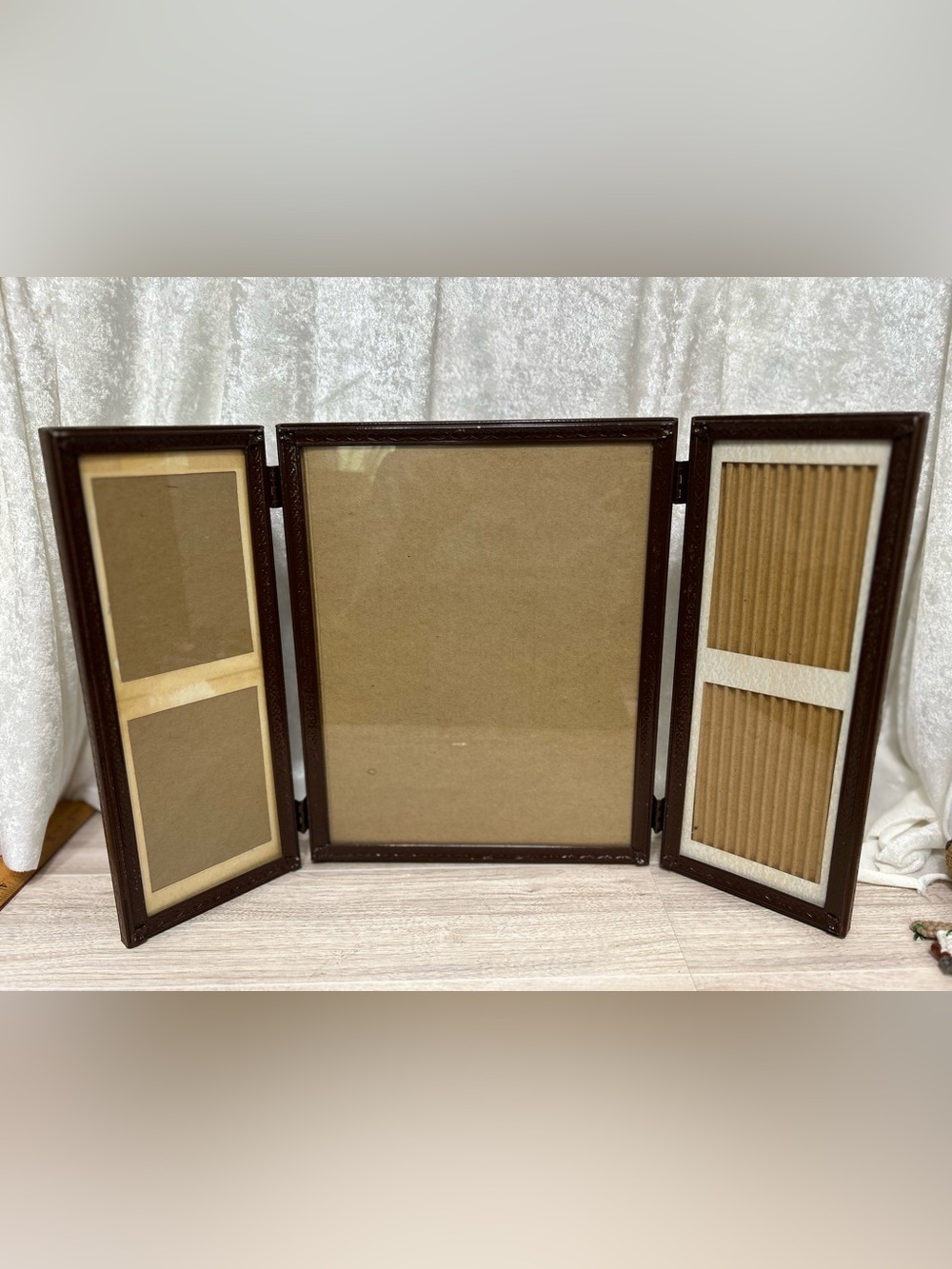 Vintage Ornate Trifold 5 Photo Picture Frame Folding Brown Gold Tone 16”